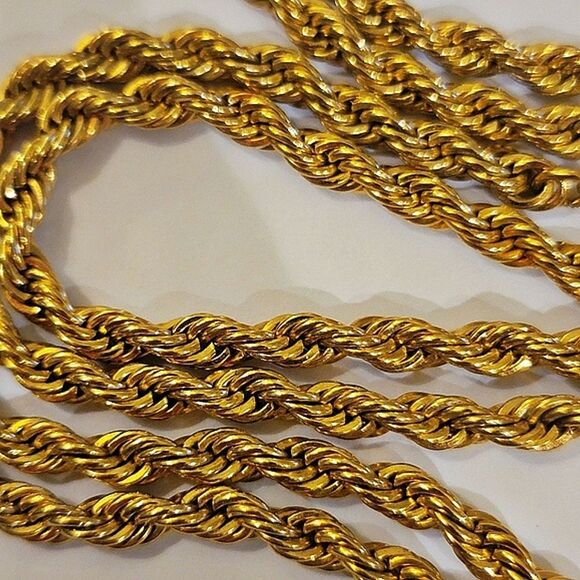 #VINTAGE Opera Length 29" Long Twisted Rope Gold Tone Chain Necklace - Picture 4 of 5